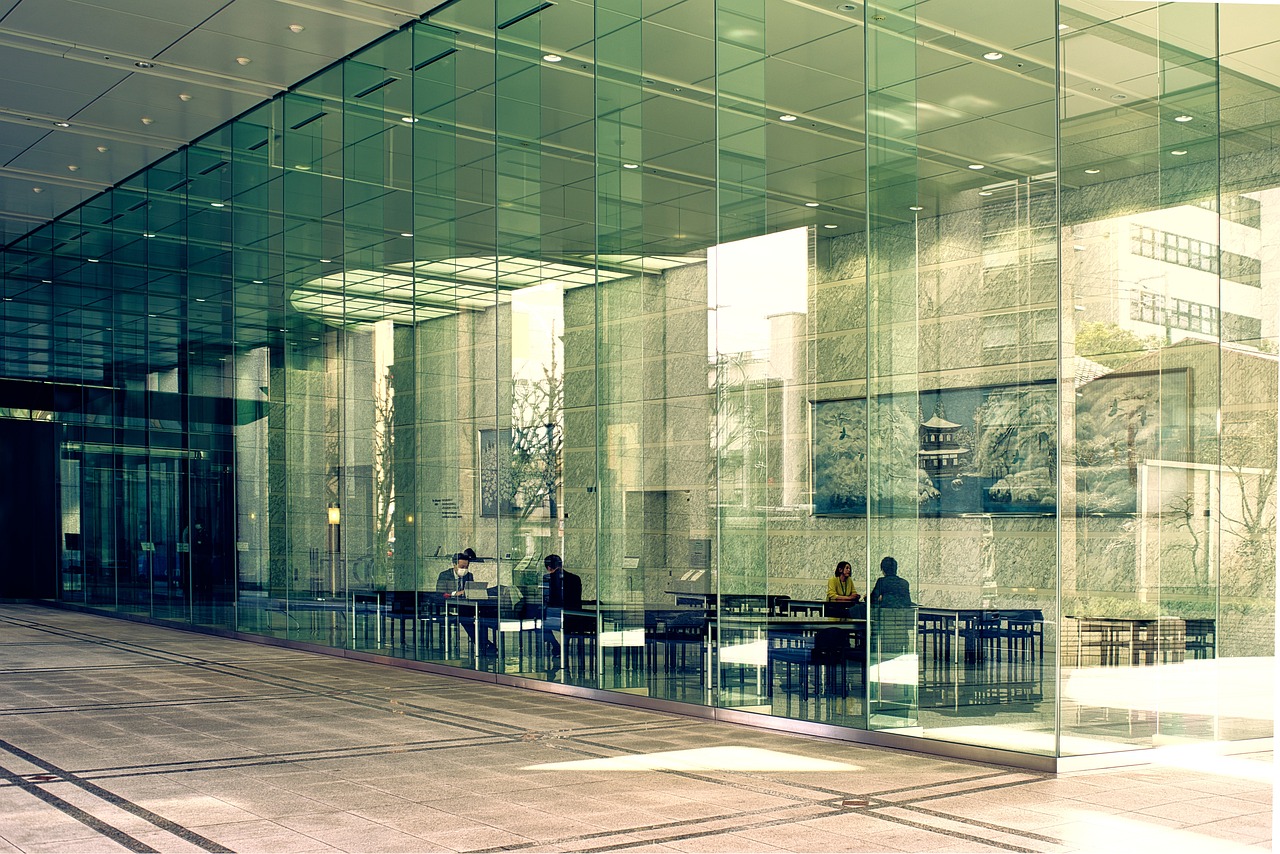Top 7 Glass Partition Specialists Transforming Modern Workspaces